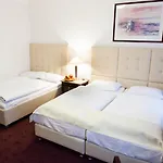 Hotel Prens